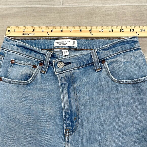 Abercrombie & Fitch The ‘90s Slim Straight Ultra High Rise Asymmetrical Jeans - Picture 10 of 15